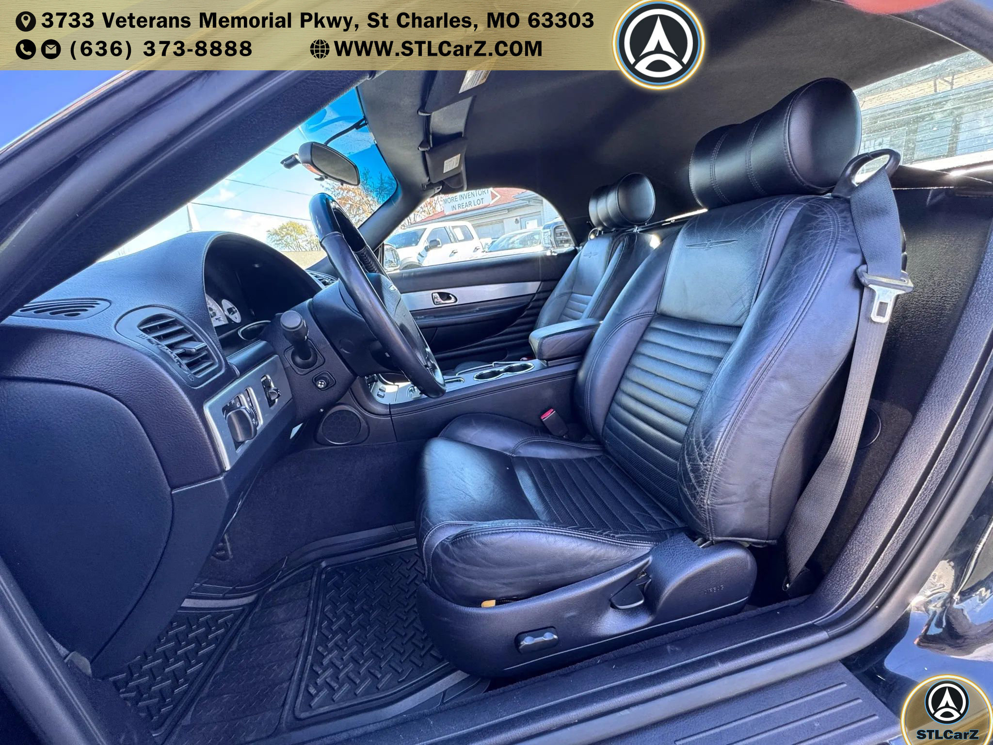 Used 2003 Ford Thunderbird image 9