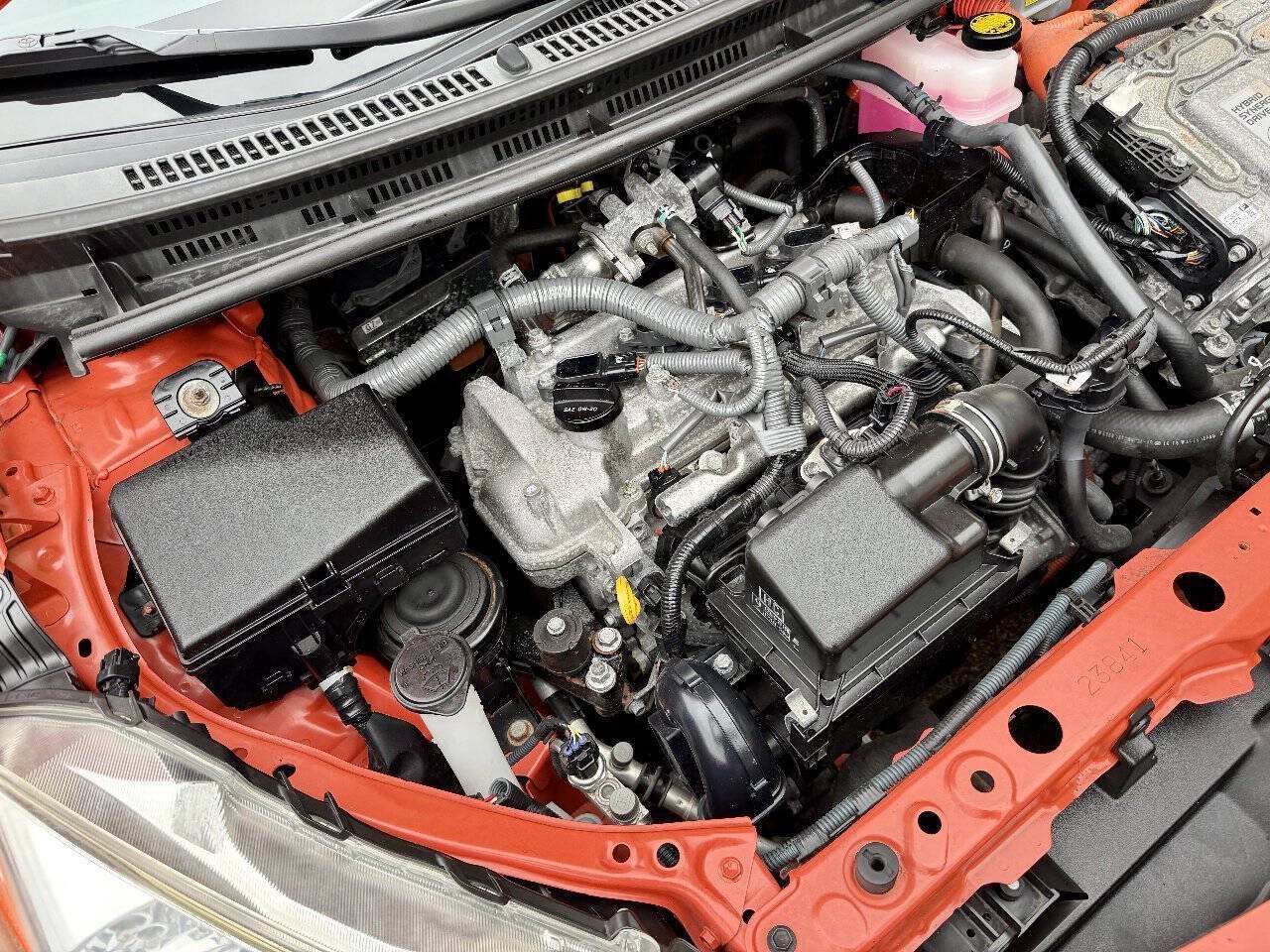 Used 2014 Toyota Prius C Four FWD image 18