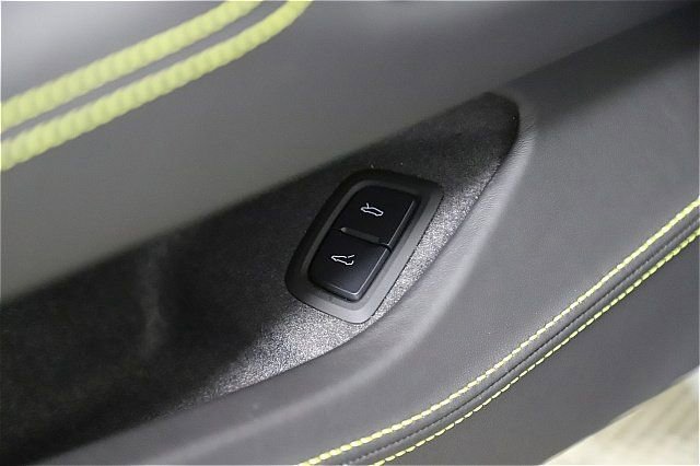 New 2025 Chevrolet Corvette E-Ray AWD/4WD image 17