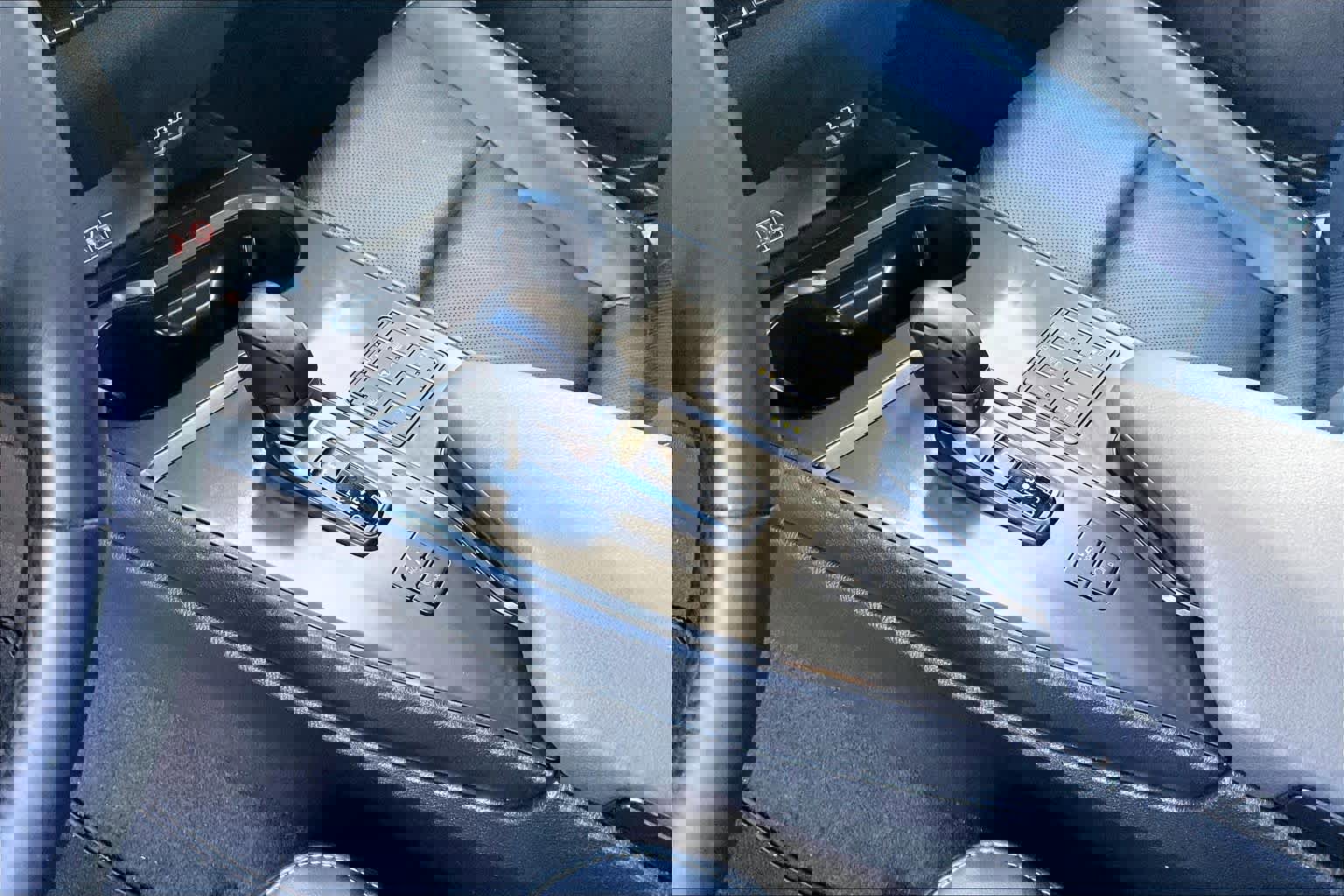 Used 2025 Lexus UX 300h AWD w/ Cold Area Package image 15