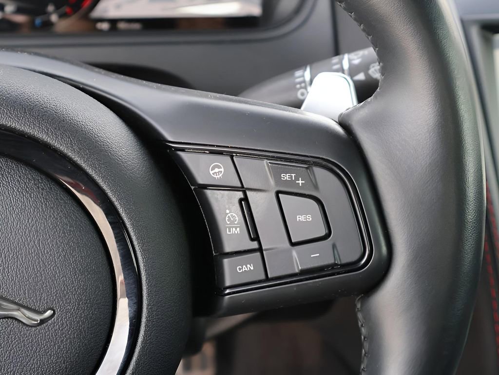 Used 2023 Jaguar F-TYPE R-Dynamic AWD/4WD image 30