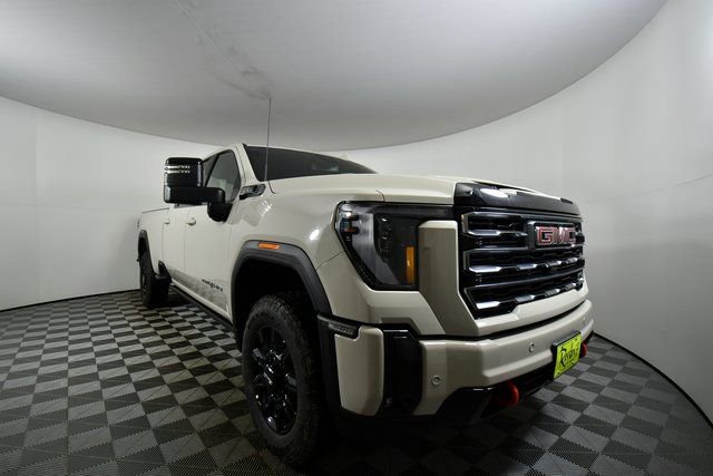 Used 2026 GMC Sierra 3500 AT4 AWD/4WD image 8