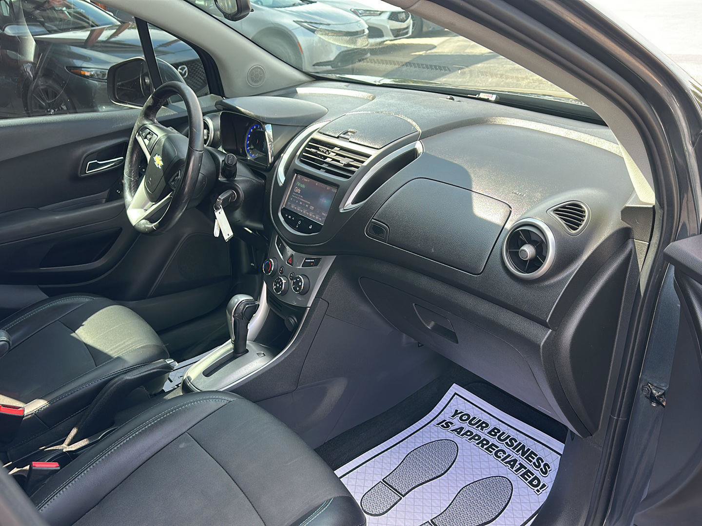Used 2016 Chevrolet Trax LT w/ LT Convenience Package FWD image 9