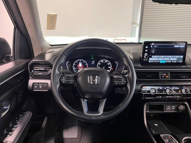 Used 2023 Honda Pilot Touring image 21