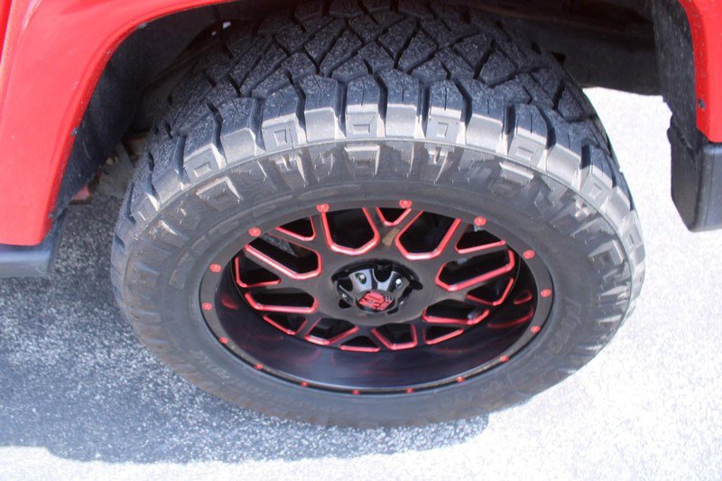Used 2015 Jeep Wrangler Unlimited Sahara image 7
