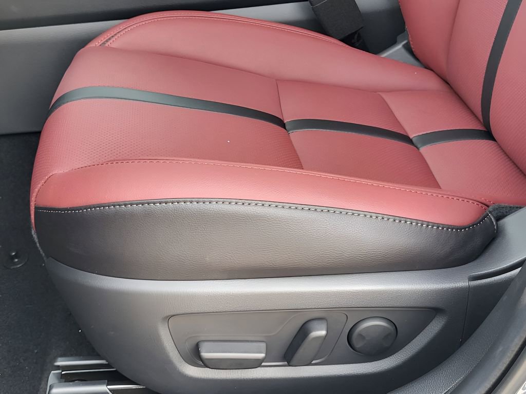 Used 2026 MAZDA CX-50 AWD 2.5 Hybrid w/ Cargo Package image 17