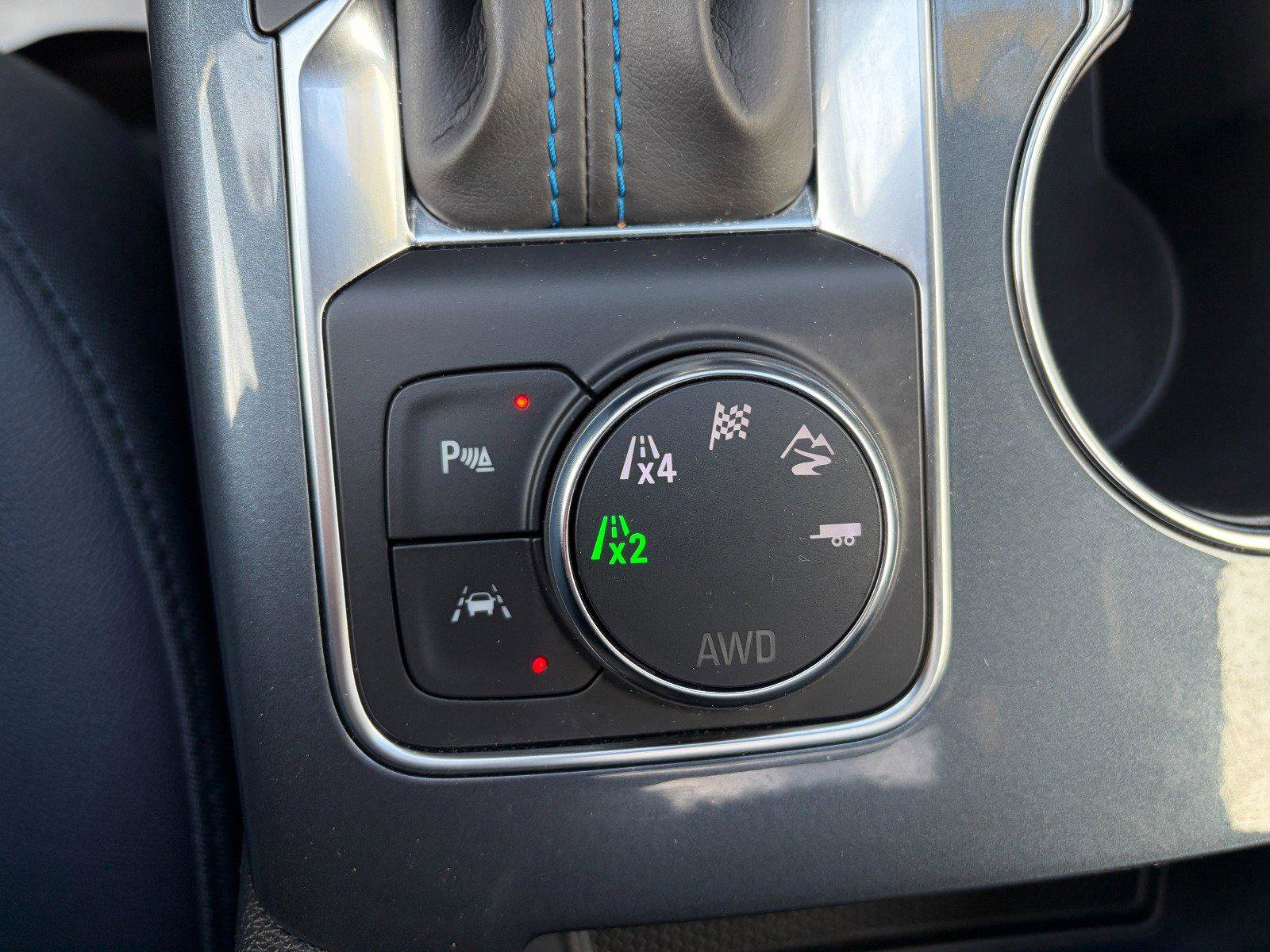 Used 2024 Chevrolet Blazer RS w/ Driver Confidence II Package AWD/4WD image 16