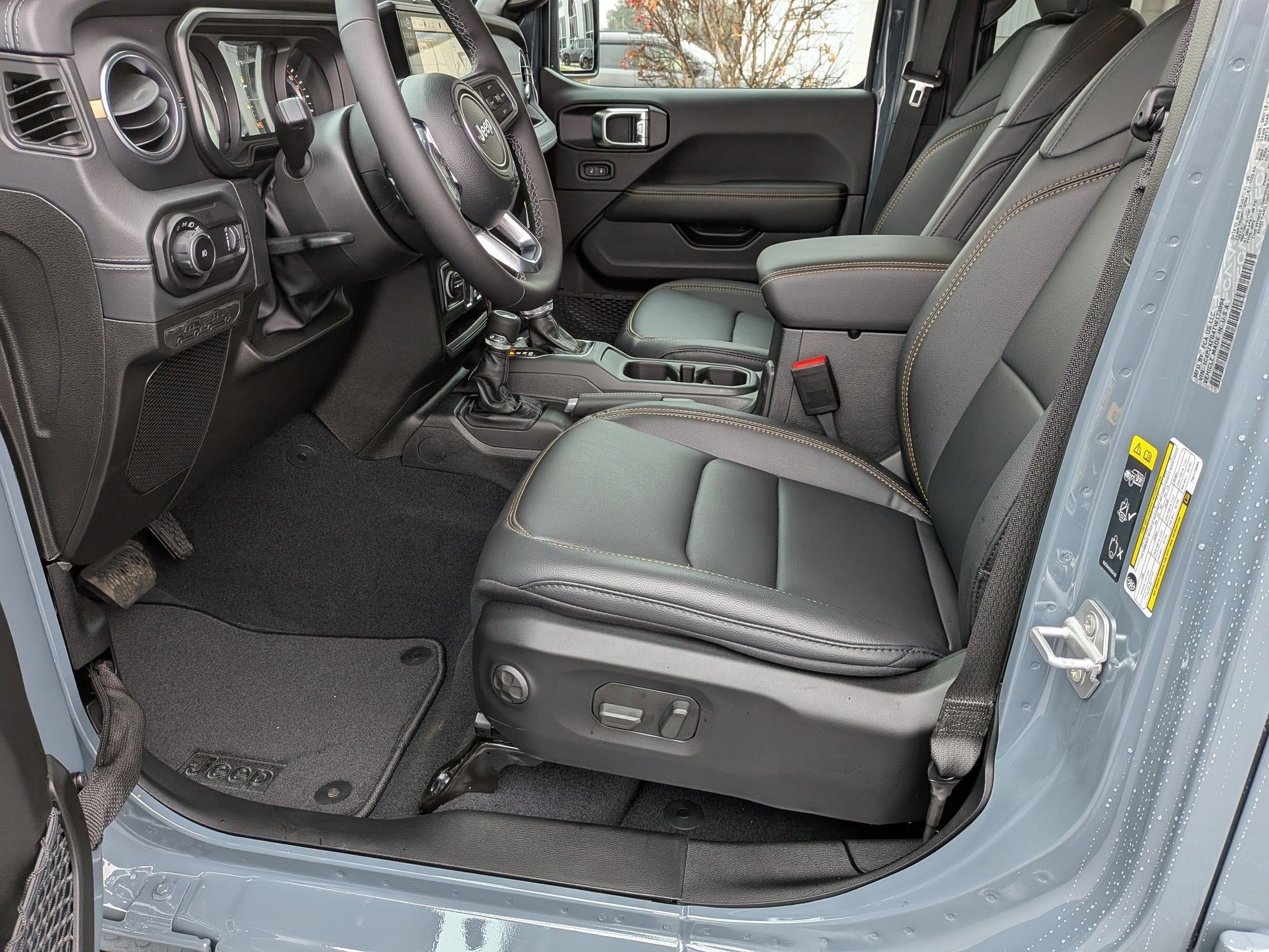 New 2026 Jeep Wrangler Sahara AWD/4WD image 12