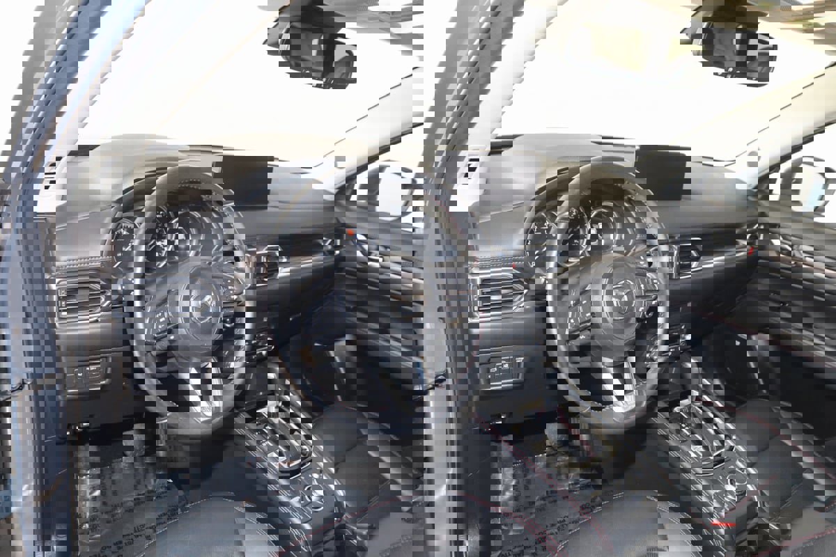 Used 2025 MAZDA CX-5 Carbon Edition image 27