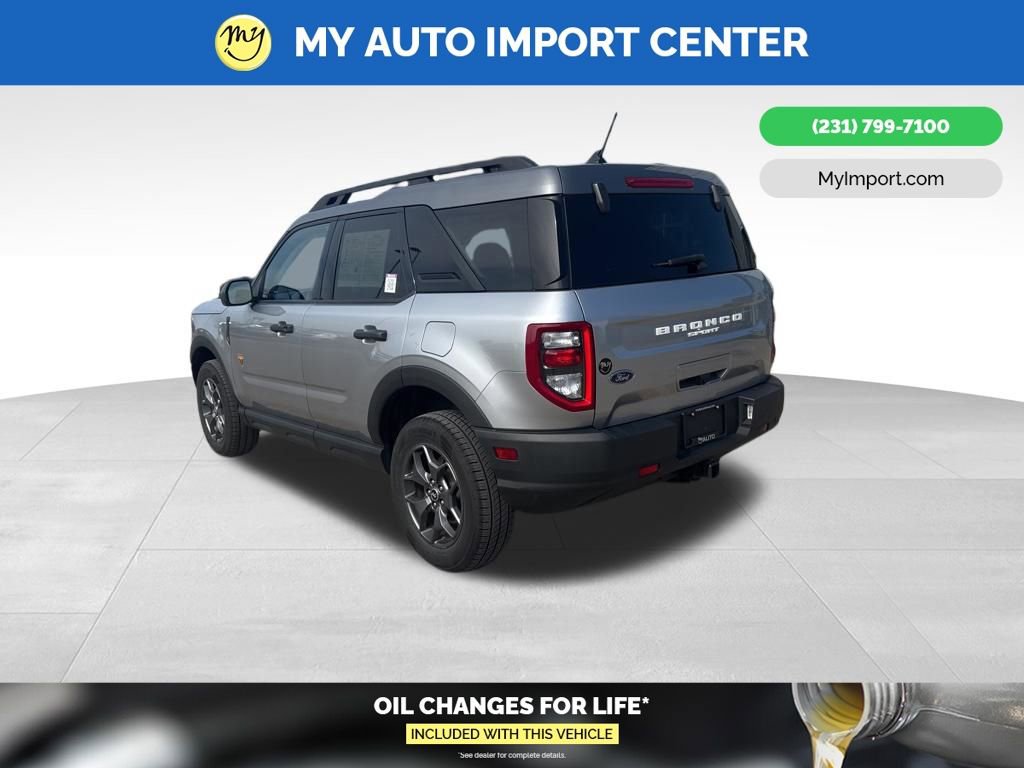 Used 2022 Ford Bronco Sport Badlands image 5