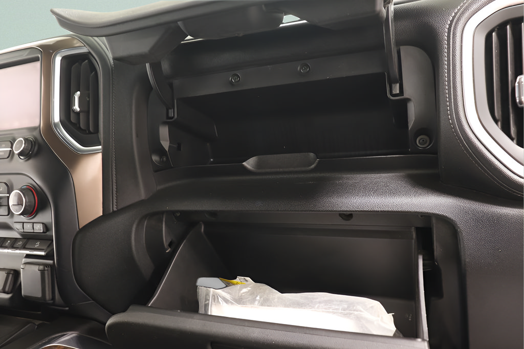 Used 2020 Chevrolet Silverado 2500 High Country w/ Z71 Off-Road Package AWD/4WD image 31