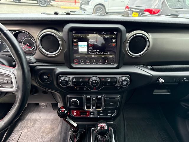Used 2019 Jeep Wrangler Unlimited Rubicon w/ Dual Top Group AWD/4WD image 21