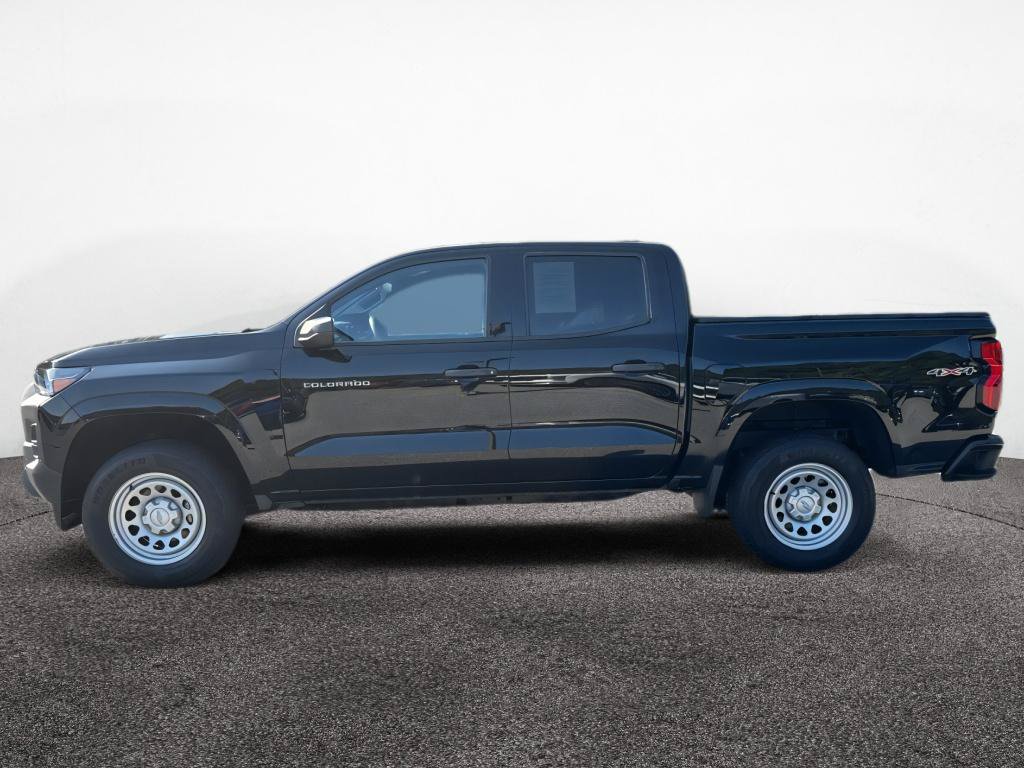 Used 2023 Chevrolet Colorado W/T w/ WT Convenience Package II AWD/4WD image 4