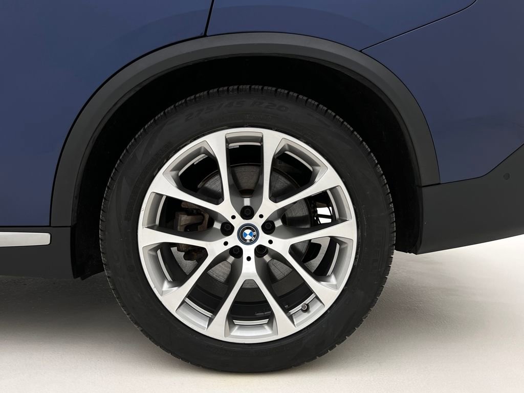 Used 2023 BMW X5 xDrive45e w/ Executive Package image 27