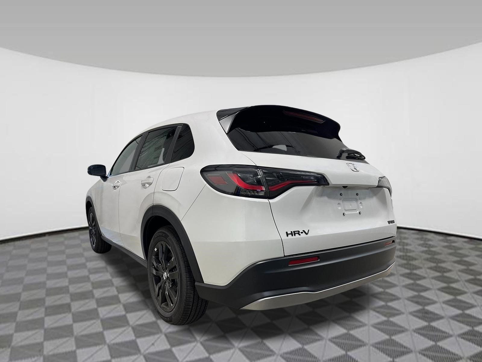 New 2027 Honda HR-V Sport image 4