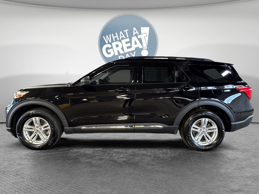 Used 2020 Ford Explorer XLT w/ Equipment Group 202A image 7