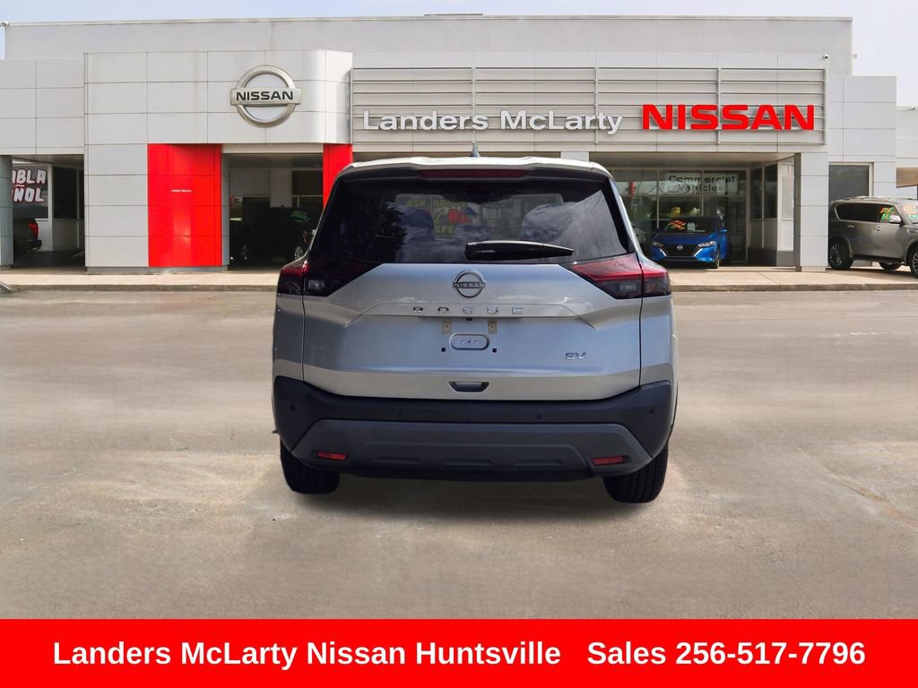 Used 2023 Nissan Rogue SV FWD image 5
