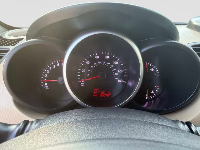 Used 2012 Kia Soul ! FWD image 26