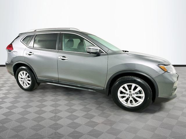 Used 2018 Nissan Rogue SV w/ Premium Package image 8