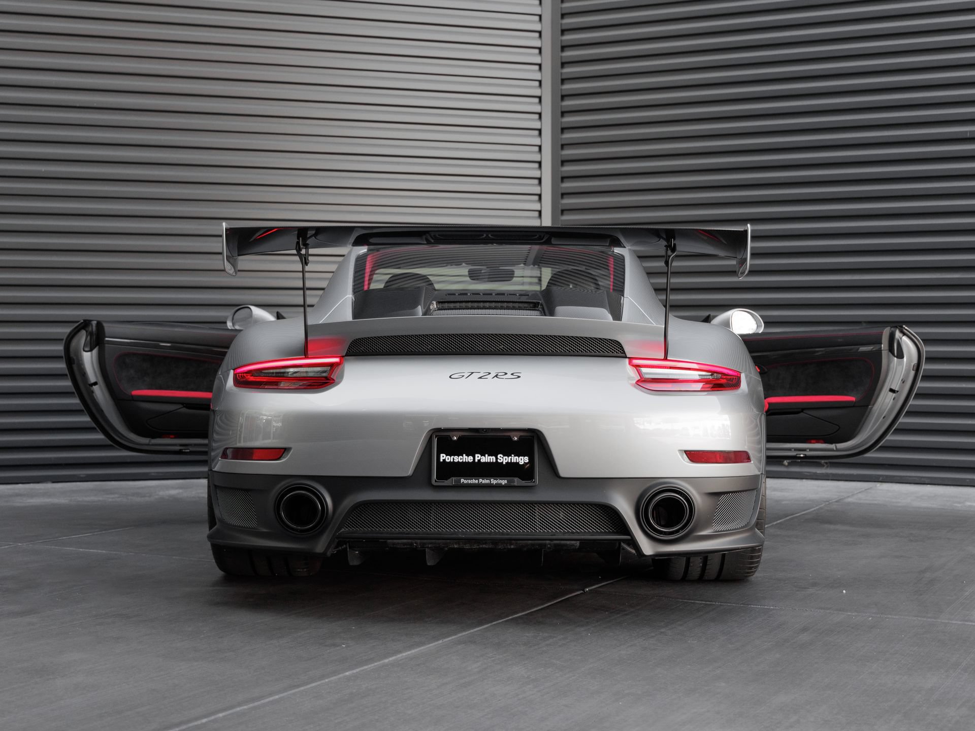 Certified 2018 Porsche 911 GT2 RS RWD image 35