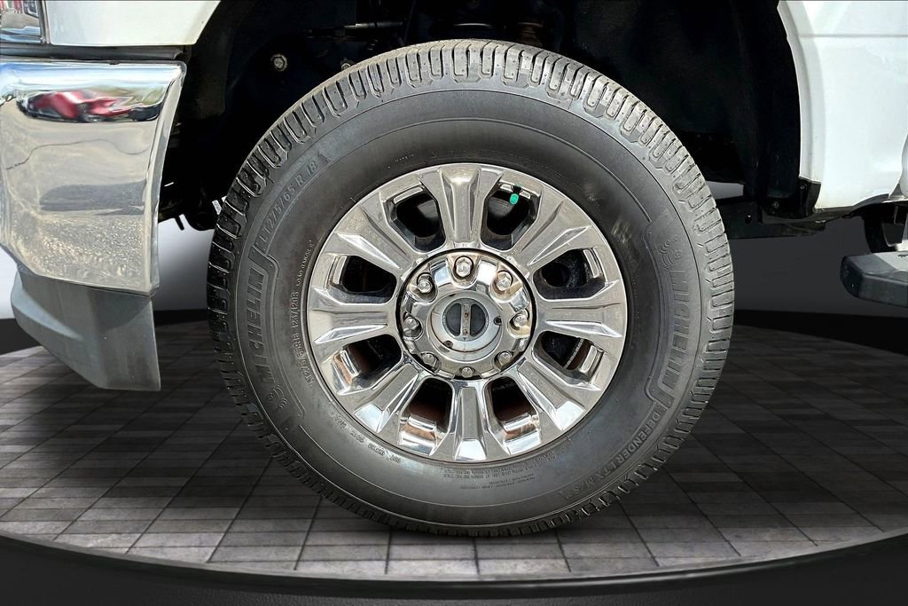 Used 2019 Ford F350 XLT w/ XLT Premium Package AWD/4WD image 37