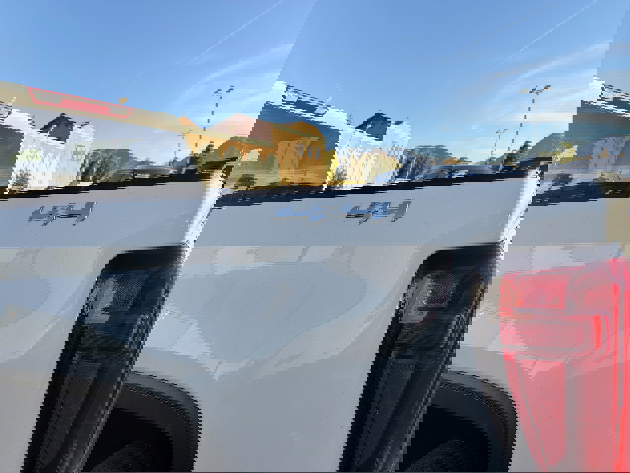 Used 2024 GMC Sierra 1500 SLT image 45