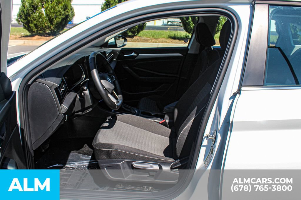 Used 2025 Volkswagen Jetta S FWD image 15