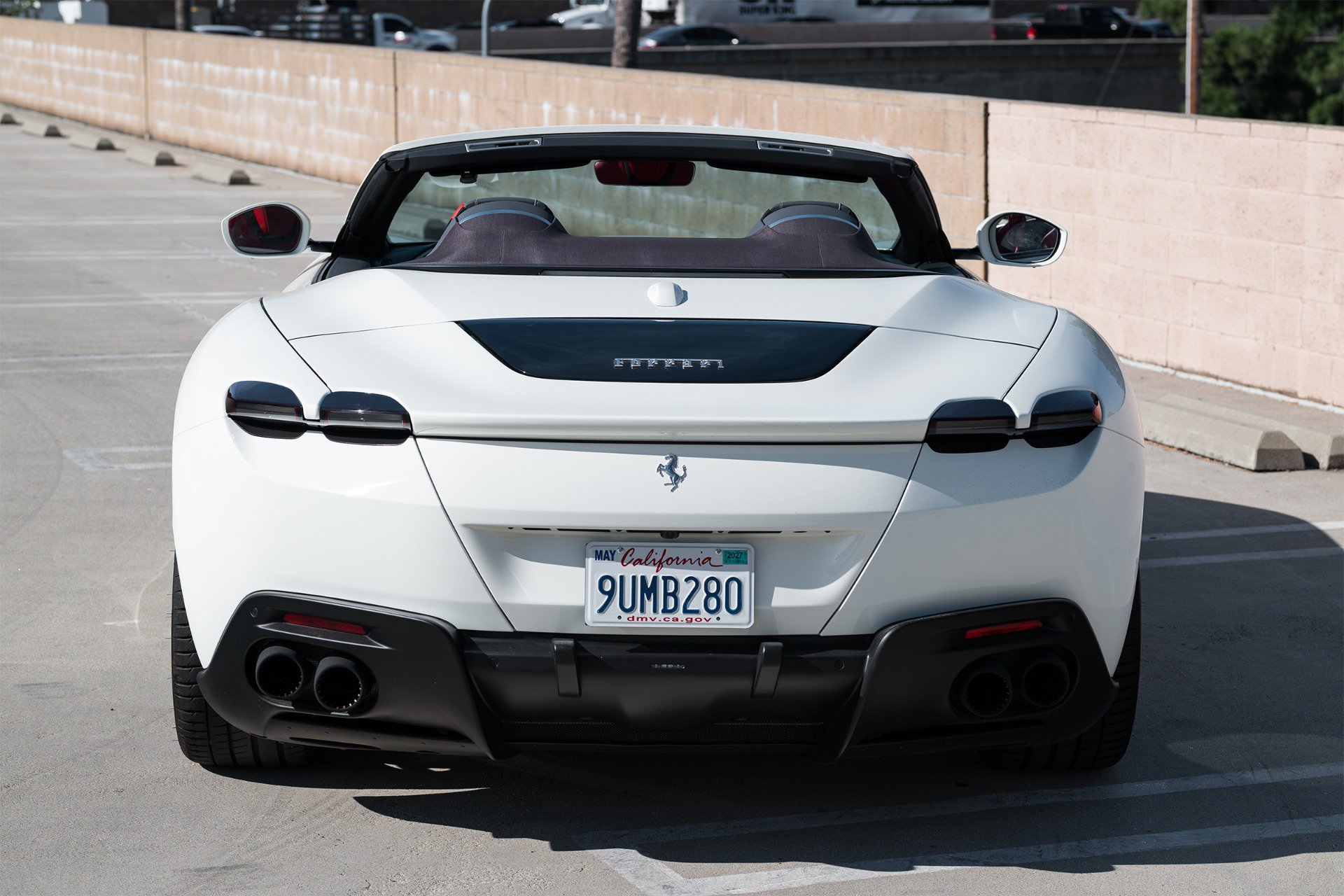 Used 2025 Ferrari Roma Spider RWD image 8