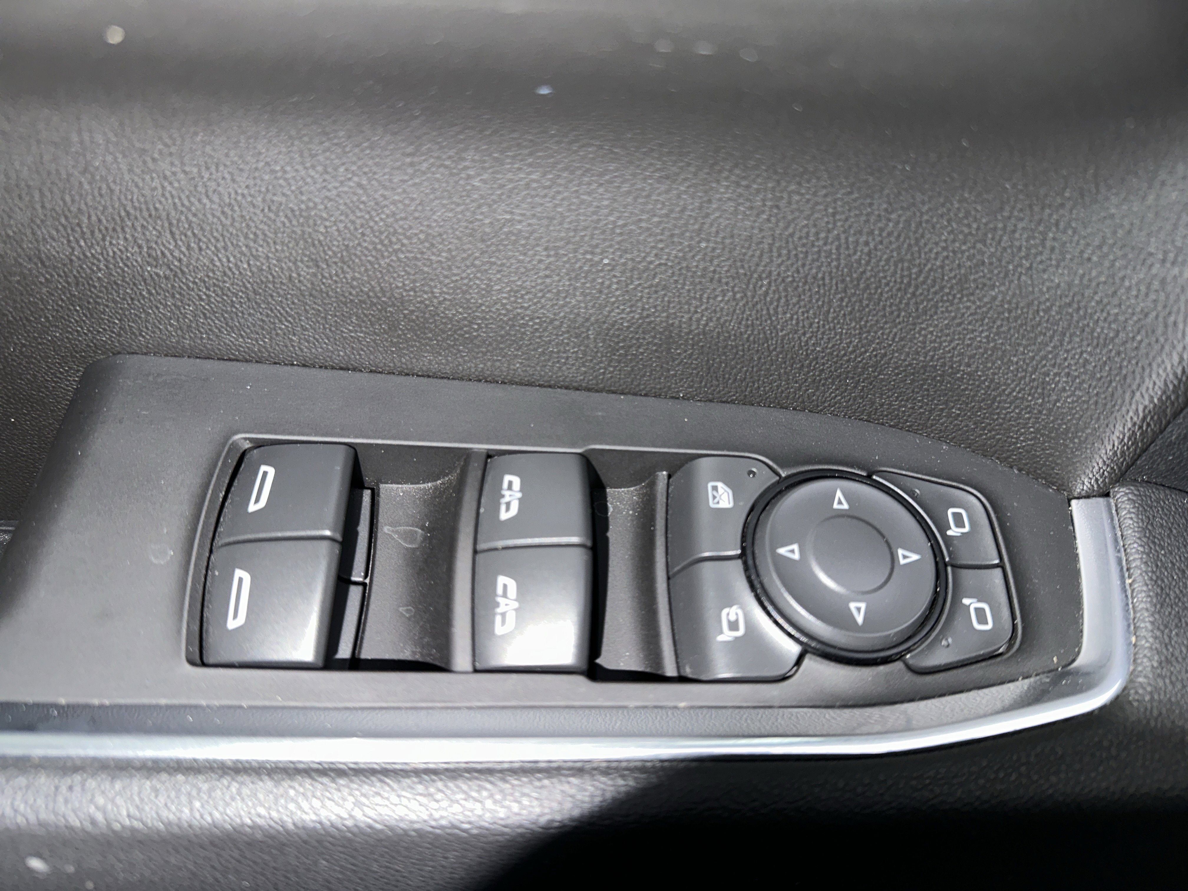 Used 2025 GMC Sierra 1500 SLT image 22