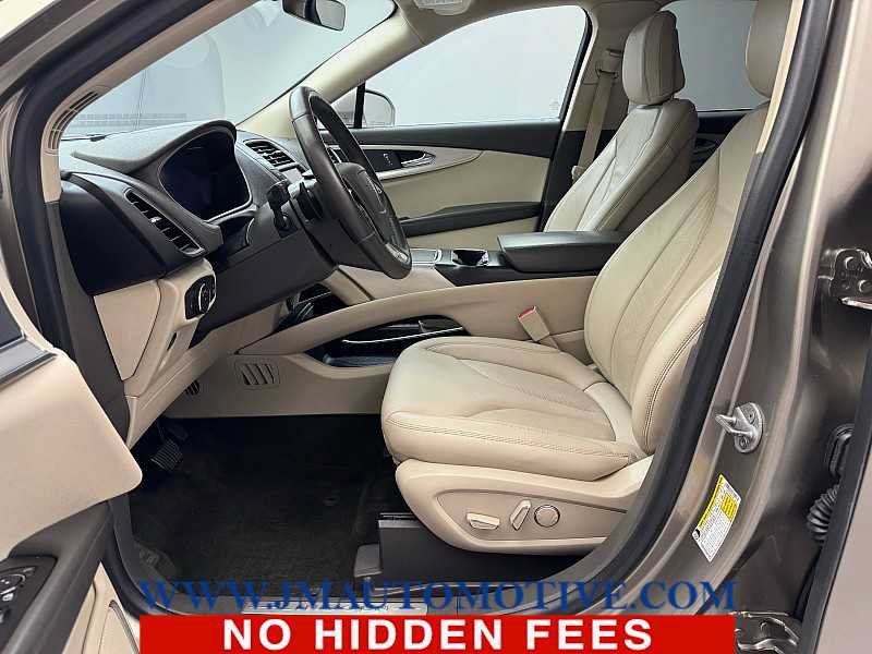 Used 2020 Lincoln Nautilus Premier w/ Equipment Group 101A AWD/4WD image 12