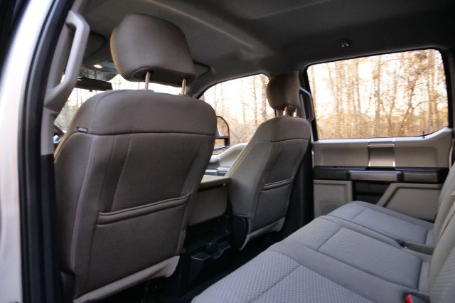 Used 2019 Ford F350 XLT w/ XLT Premium Package image 28