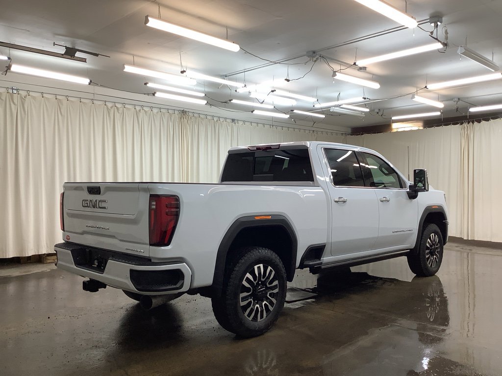 New 2026 GMC Sierra 2500 Denali Ultimate image 6