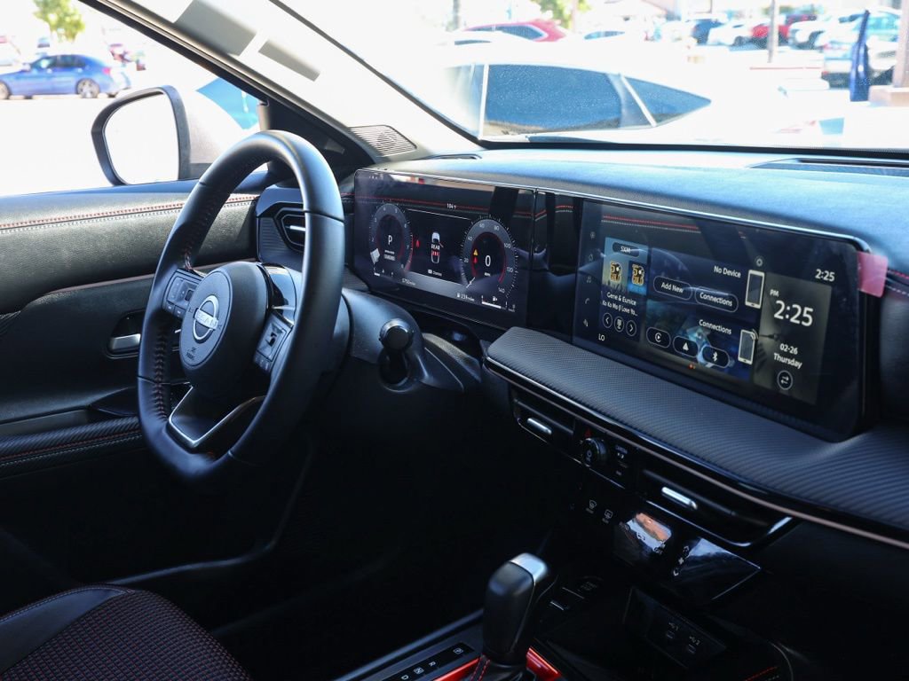 Used 2025 Nissan Kicks SR image 20