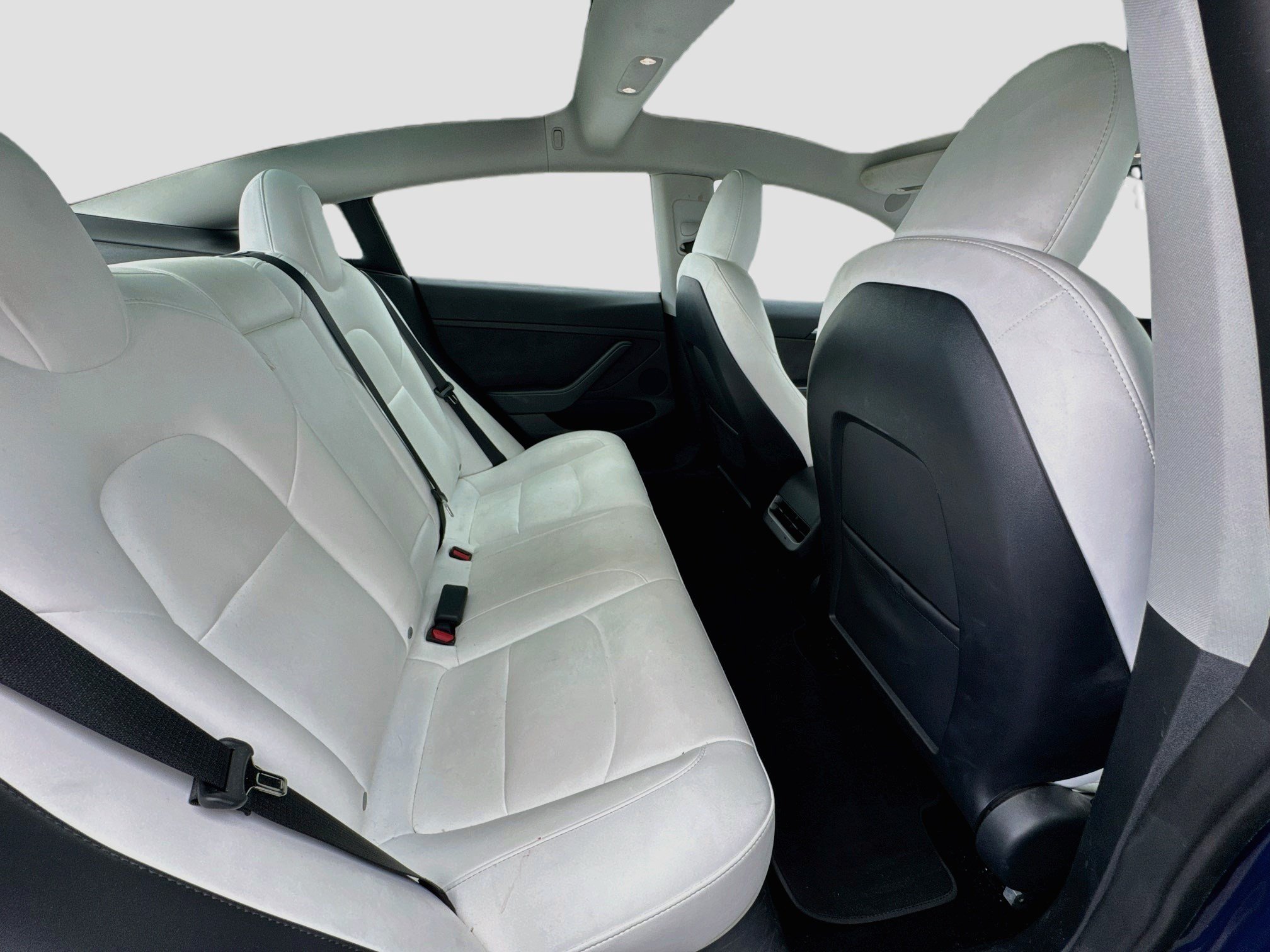 Used 2023 Tesla Model 3 Standard Range RWD image 19