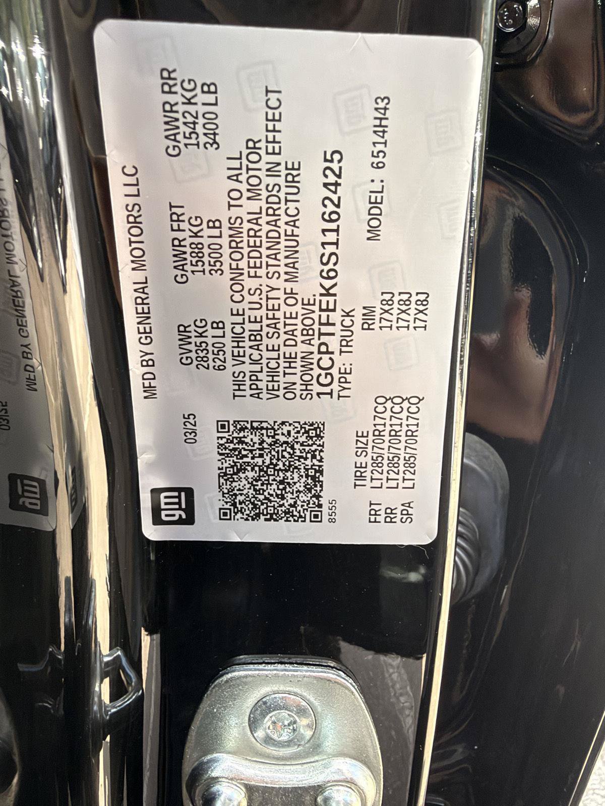Used 2025 Chevrolet Colorado ZR2 w/ Midnight Edition AWD/4WD image 32