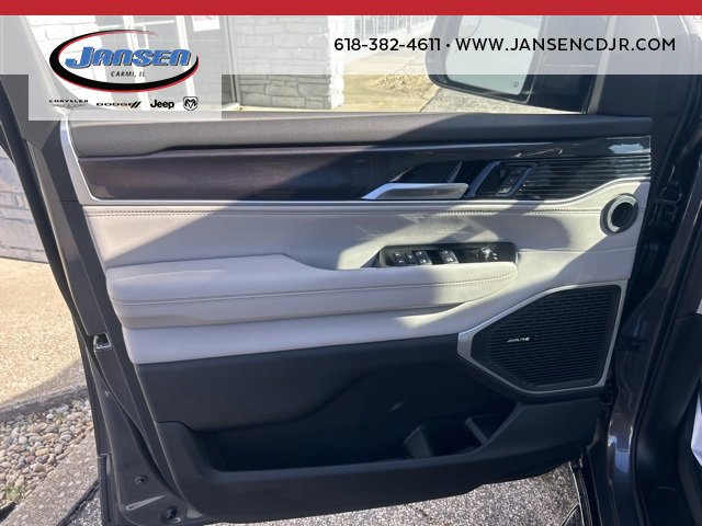 New 2024 Jeep Wagoneer L 4WD w/ Convenience Group I image 12