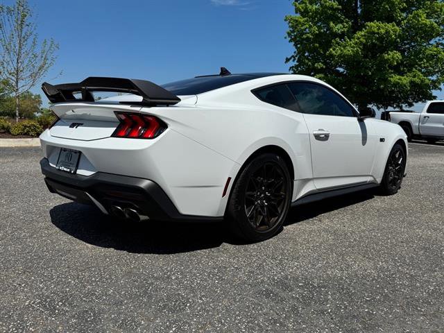 Used 2025 Ford Mustang GT w/ GT Performance Package RWD image 3