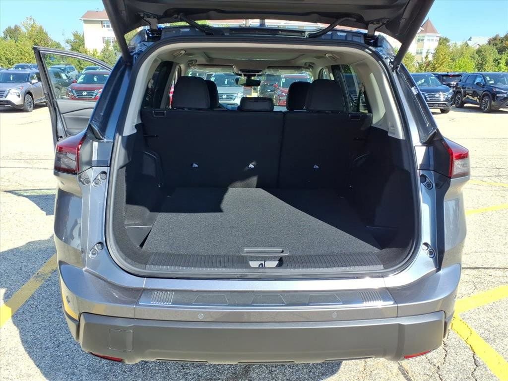 New 2026 Nissan Rogue SV w/ SV Premium Package image 31