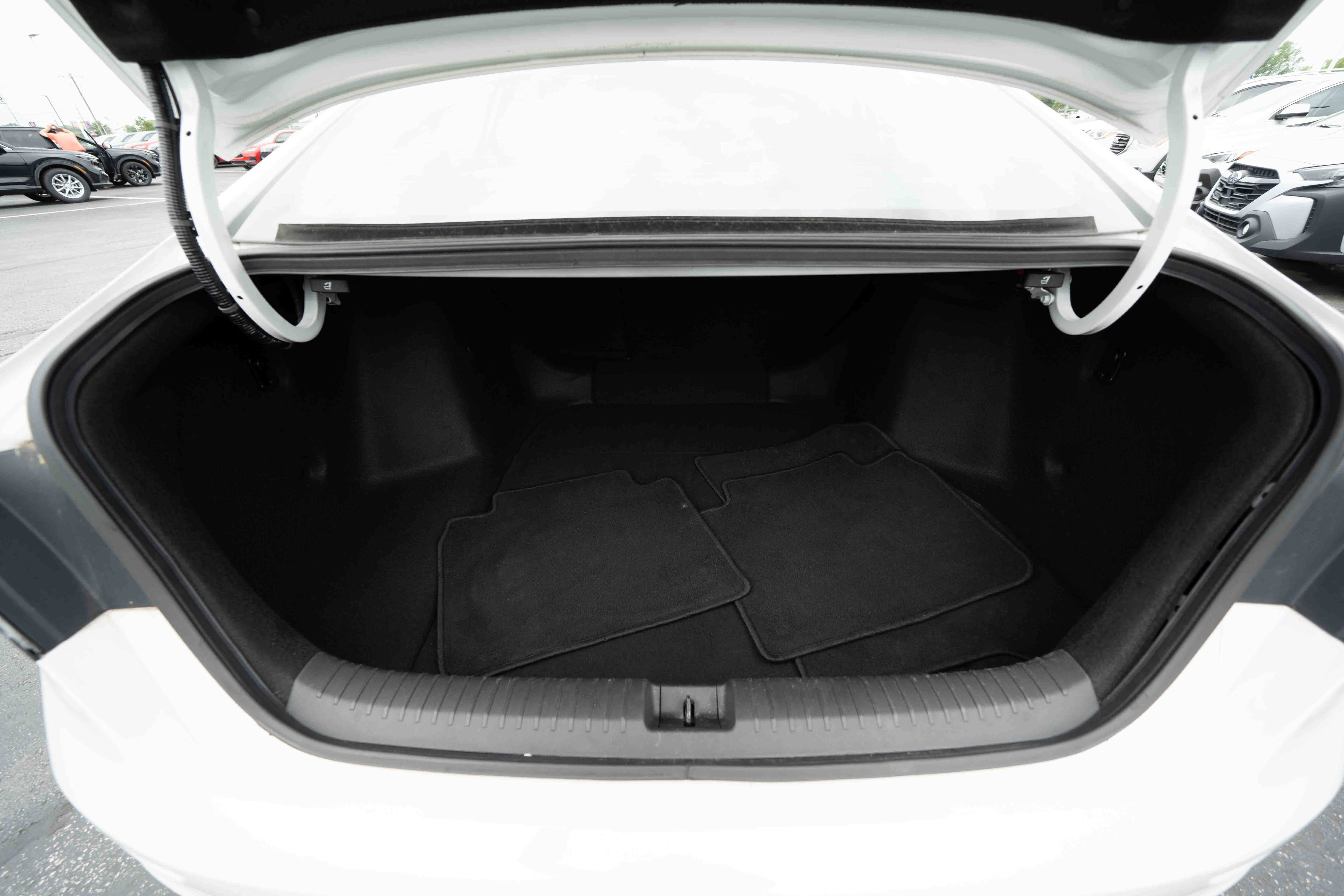 Used 2024 Honda Accord EX image 27