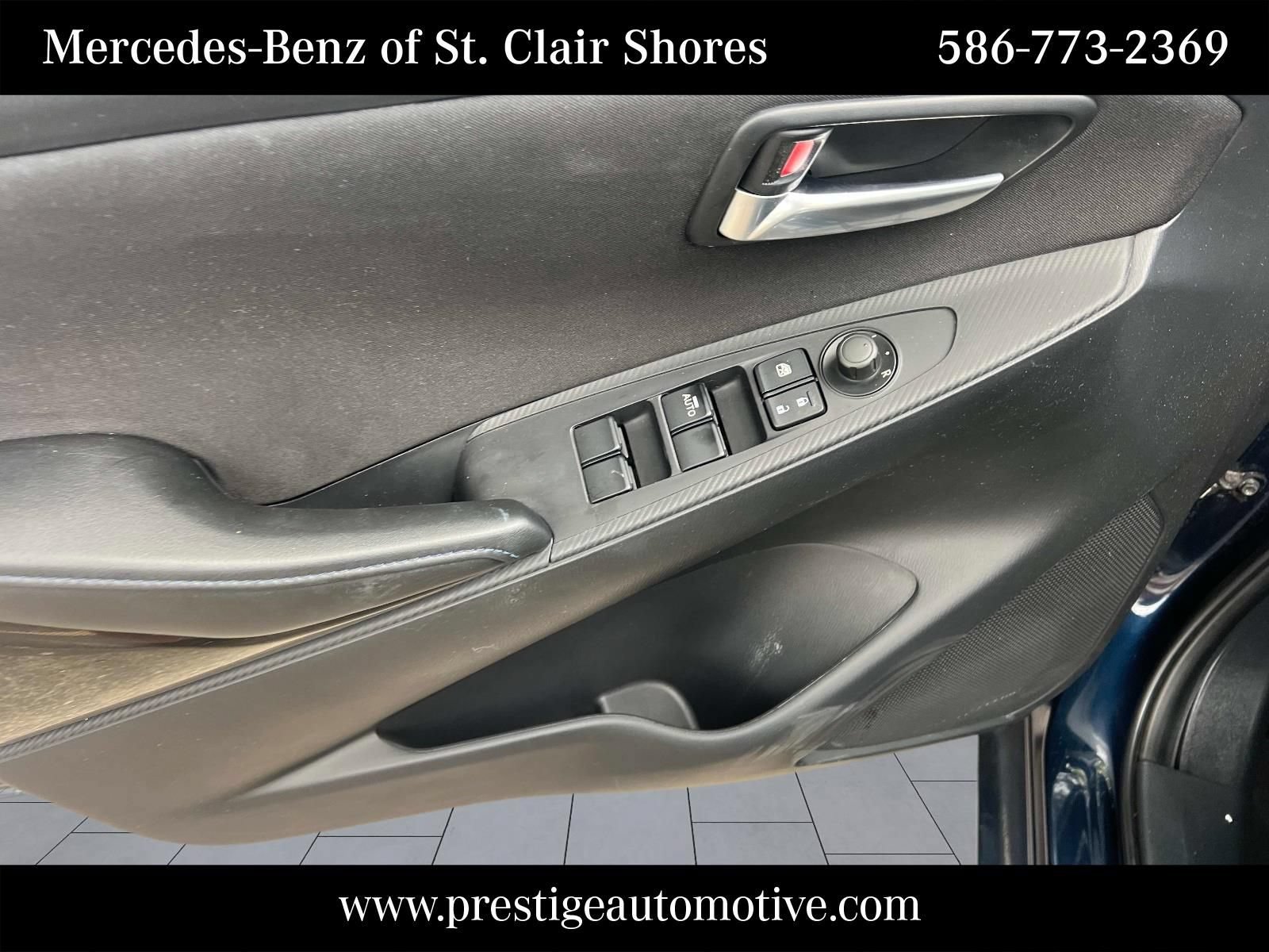 Used 2018 Toyota Yaris iA FWD image 17