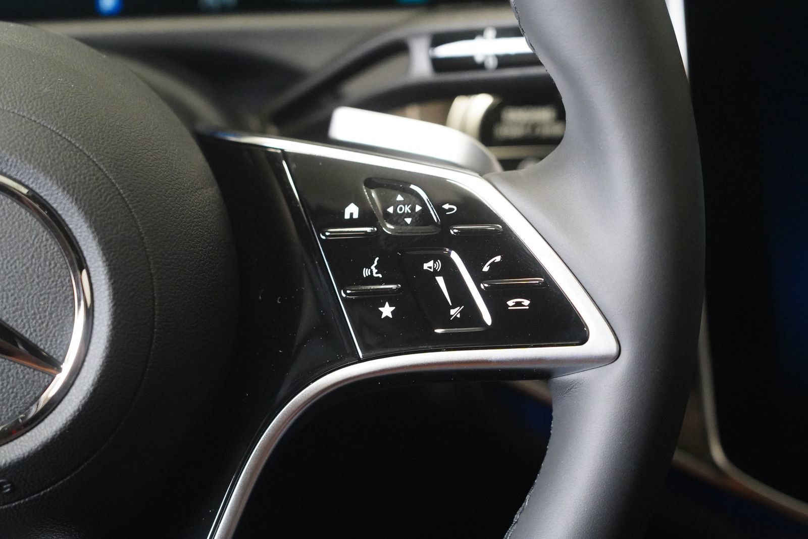 New 2027 Mercedes-Benz E 350 4MATIC Sedan image 20