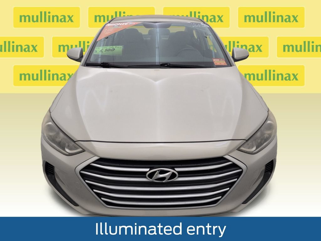 Used 2017 Hyundai Elantra SE FWD image 15