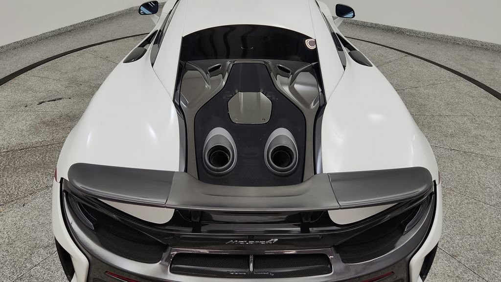 Used 2019 McLaren 600LT RWD image 23