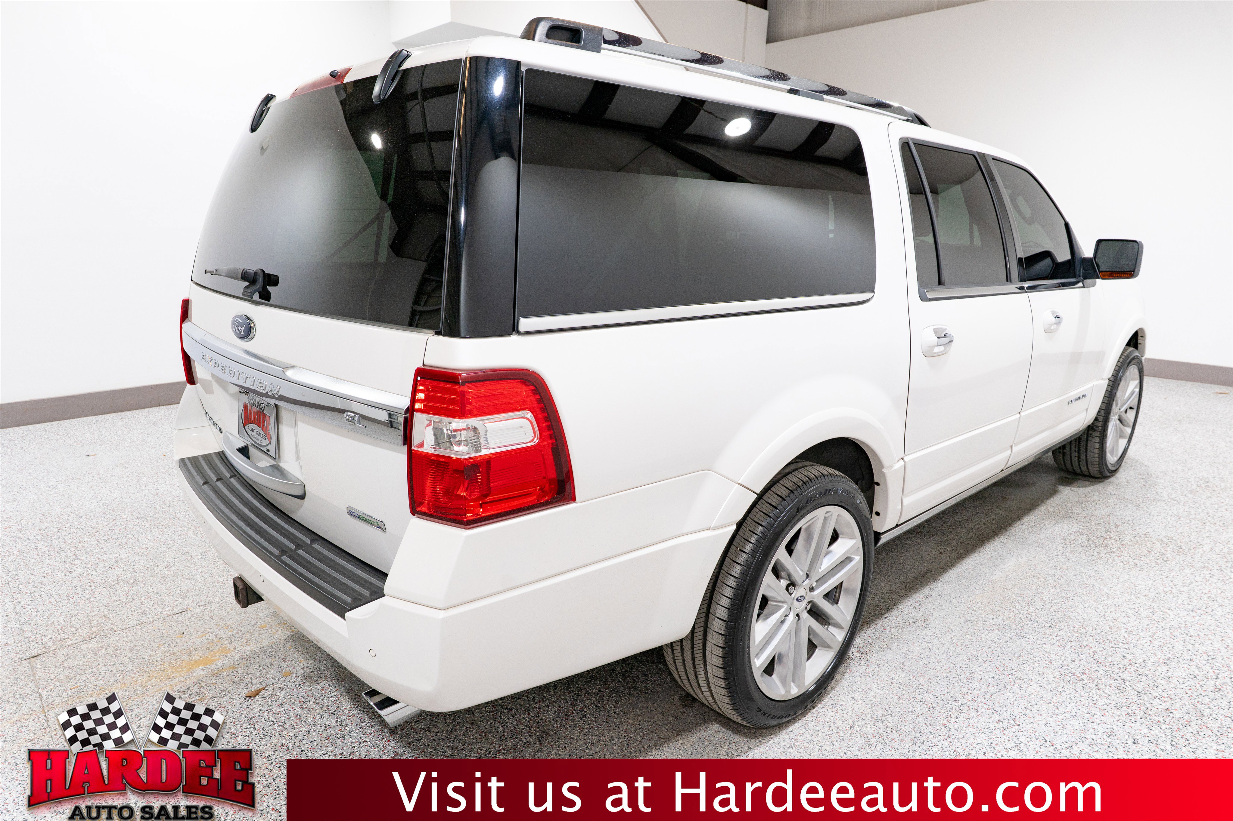 Used 2016 Ford Expedition EL Platinum image 5