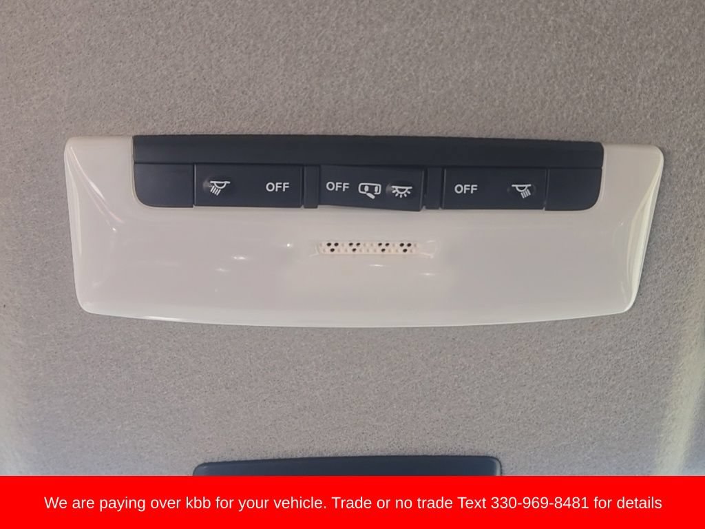 Used 2023 Nissan Kicks SV FWD image 18