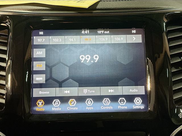 Used 2020 Jeep Cherokee Limited image 15