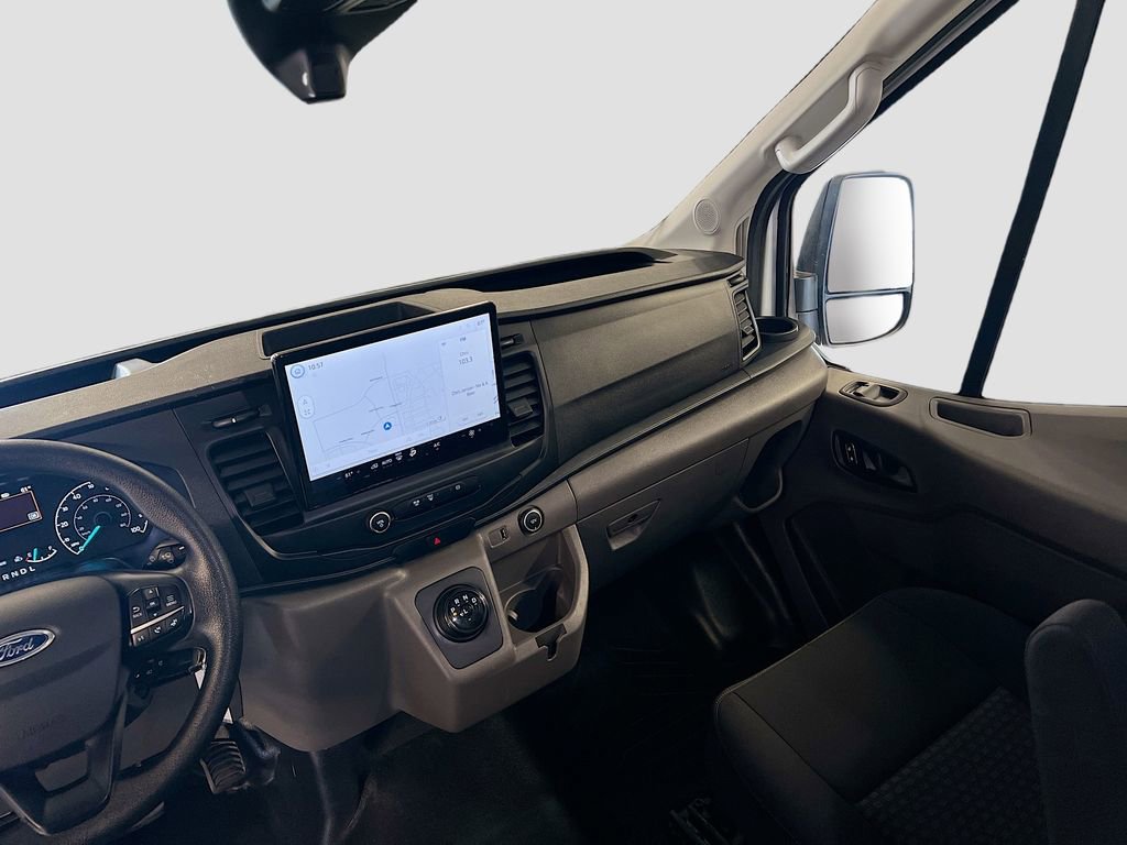 Used 2023 Ford E-Transit Medium Roof RWD image 22