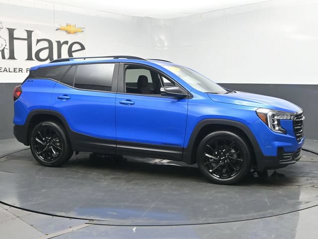 Used 2024 GMC Terrain SLE w/ Driver Convenience Package