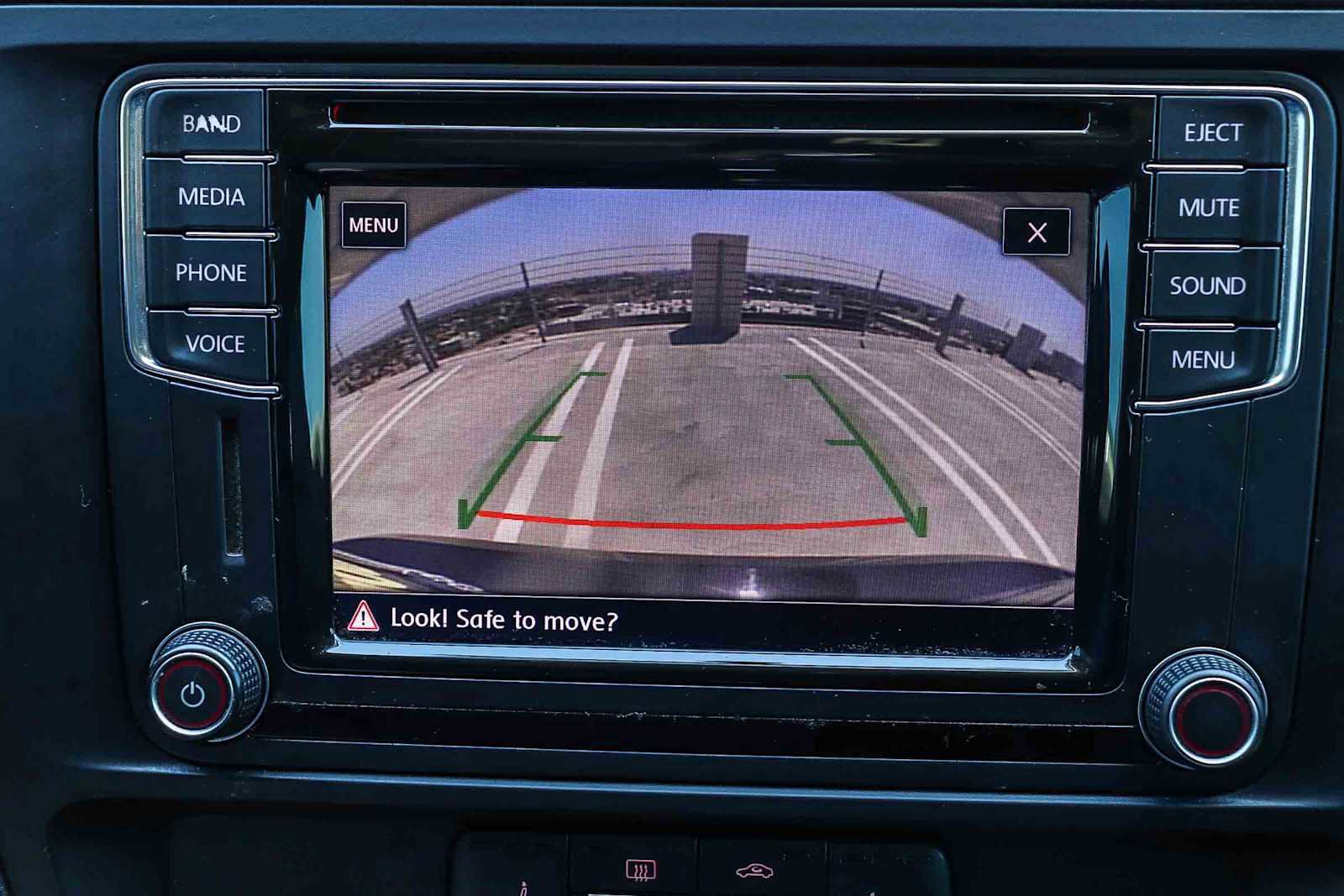 Used 2017 Volkswagen Jetta SE image 26