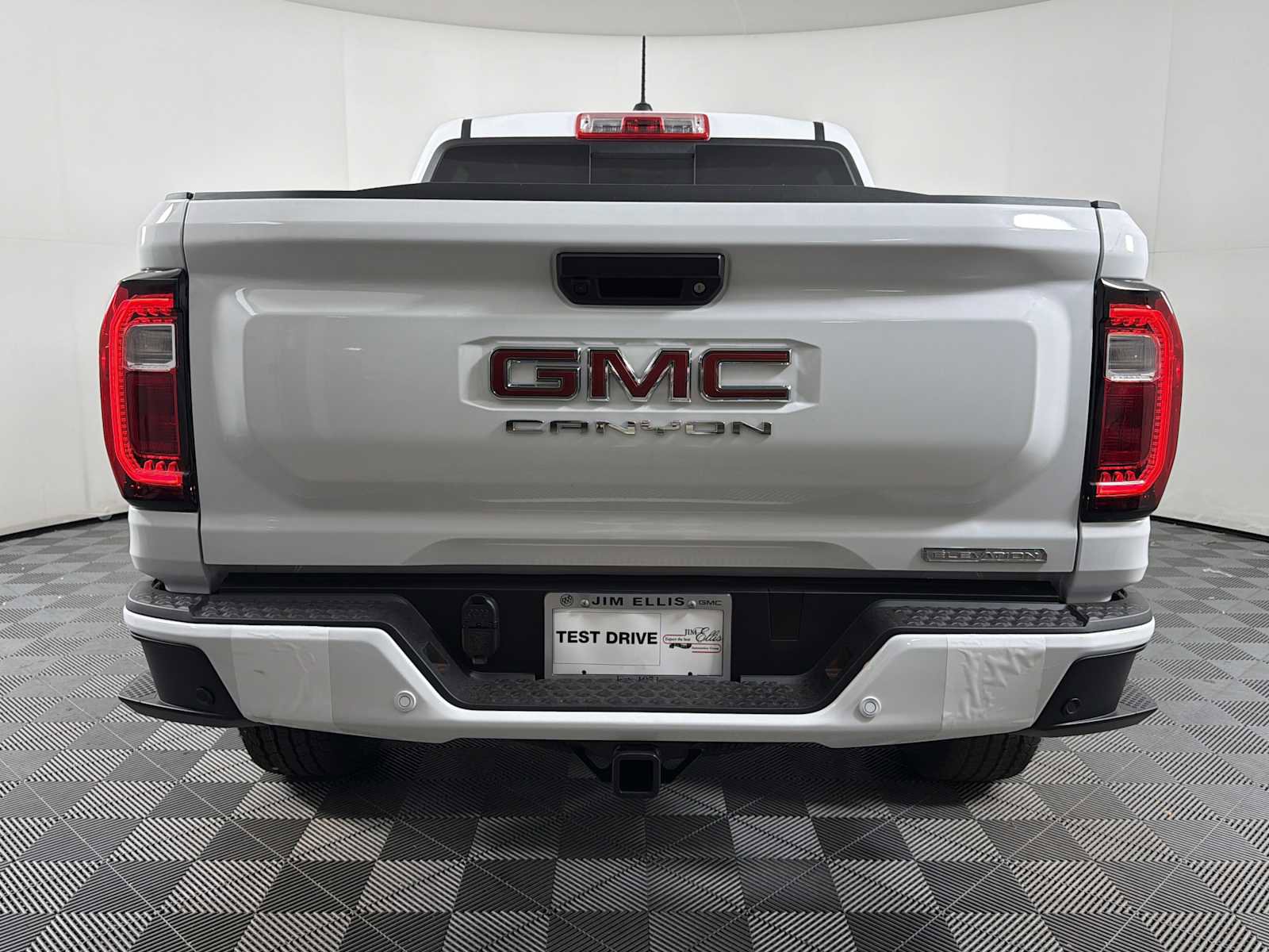New 2026 GMC Canyon Elevation w/ Convenience Package image 10